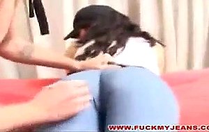 Boobed slut makes get crazy a guy shaking ass on ...