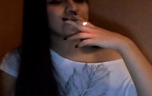 Younow girl smoking