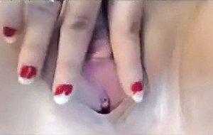 Teen showing closeup pussy hole
