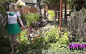 School girl pleasures herlself outdoors