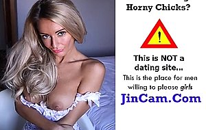 Lovely brunette particularly honey cam show