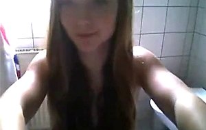 Webcam girl in bathroom
