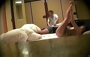 Wife nao - flashing the masseur