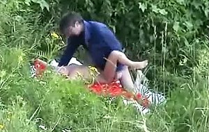 Hot chick fucks and gets creamed in the woods