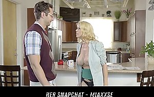 Fucks Cheating Milf Cums Twice HER SNAPCHAT MIAXXSE