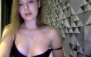Cute busty babe on cam loves play her tight ass with a dildo
