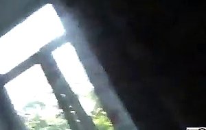 Un couple d'amateurs baise a la maison