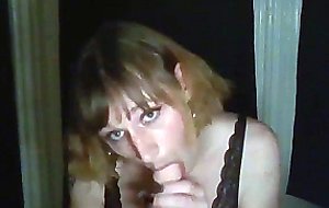 Amateur vibrator play