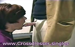 Crossdresser gives bj