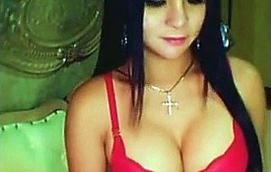 Webcam brunette solo masturbation