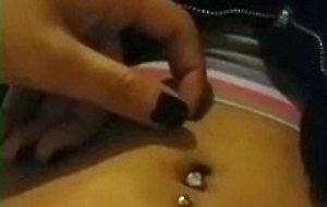 Amateur girl fingering 