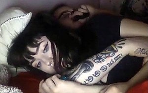 Shitty connection honey girl 