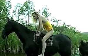 -08 horse riding contortion  
