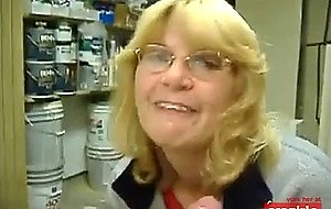 Blowjob buddy reads some cue cards 