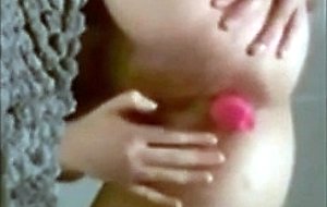 Girls bate with hairbrushes vid 7 