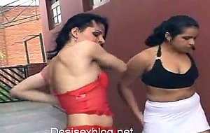 Desi girl fucked by shemale