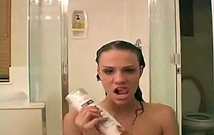 Solo girl takes beautifull honey shower