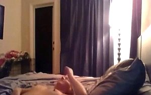 Stud fucking his girlfriend in the bed