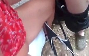 W obecnosci meza na parkingu