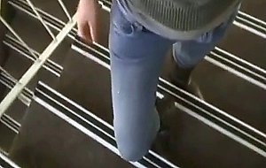 Deutsche milf fingert sich im hotel und wird angew 