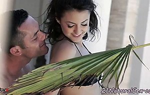 Gorgeous amateur dickriding her lover 