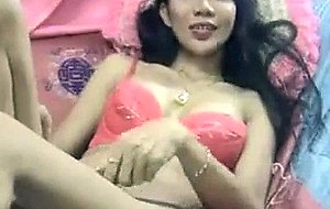 Sexy thai ladyboy tease