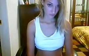 Blondie Chatting On Webcam