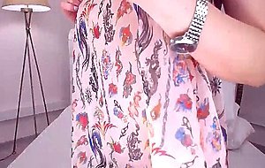 Sexually Lewd Lady Seduced Everyone Live