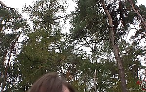 Amateur chubby pretty bitch fucked in woods