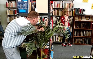 Curvy and nerdy girl got her face sprayed with cum in a library