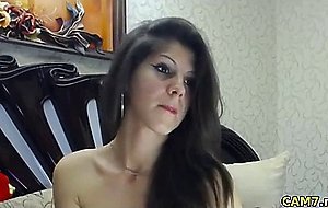 hot slutty babe fingering her wet pussy on webcam live