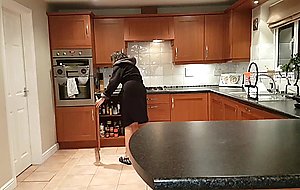 Indian wife gets intemperately piece of ass in the kitchen