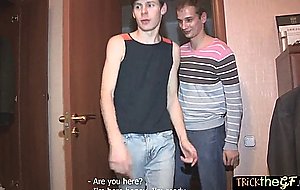 Petite russian cuckold ten pussyrammed 