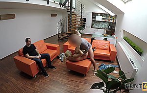 Hunt4k. curious man approached fighting couple to buy girl's pussy