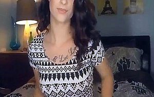 Tarty Babe Engaged To A Risque Performance Live