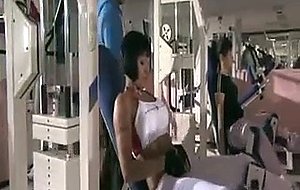 Busty maman double penetrated at the gym