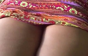 Latina amateur milf with juicy ass on webcam