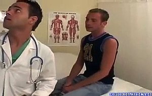 Guy gets fucked by doctor