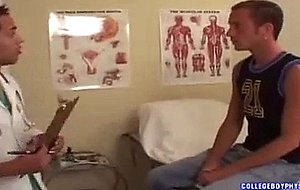Guy gets fucked by doctor