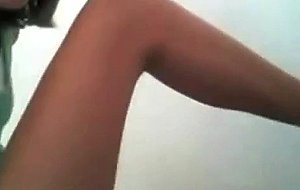 Excelenr 18yo legs