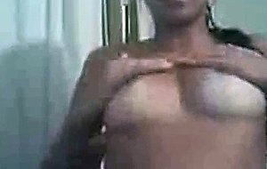 Latina teen masturbate on cam