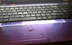 Horny Girl Masturbating Squirts on her Laptop
