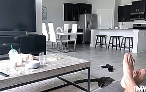 Stepmom ALexis Zara grabbing stepsons cock and pleasuring his rod