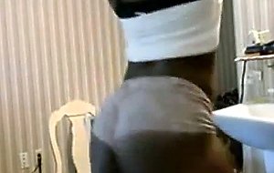 Sexy black bitch shaking that phat booty