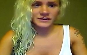 Bombshell at free cams
