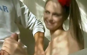 Teen does not spill a drop after sex