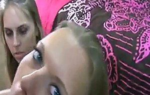 These sweet college girls