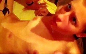 Three amateurs make home porn