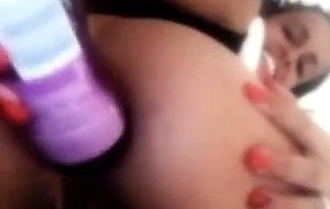 Camshow with a vibrator
