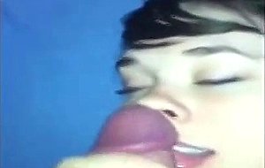Teen loves cum on her face